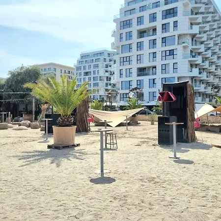 Sapphire - Infinity Pool & Appartement *