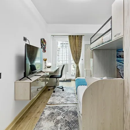 Sapphire - Infinity Pool & *