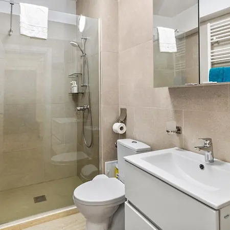 Apartamento Sapphire - Infinity Pool & Năvodari