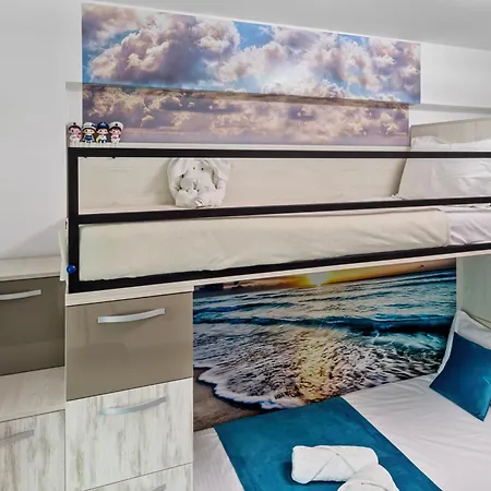 Sapphire - Infinity Pool & Apartment