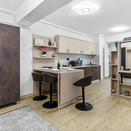 Sapphire - Infinity Pool & *